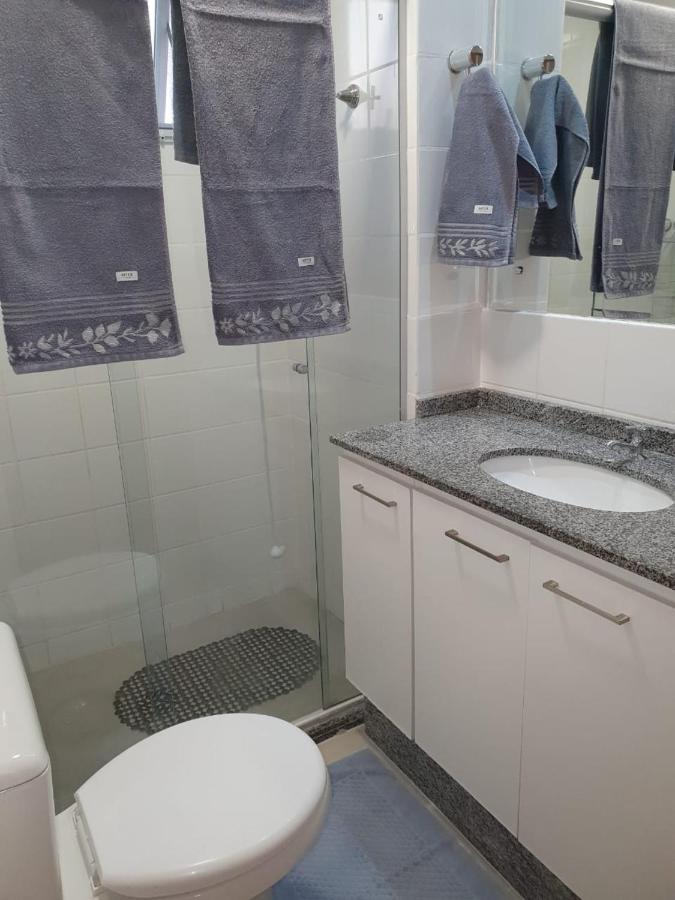 Apto Com Armários E Eletrodomésticos Novos Apartamento